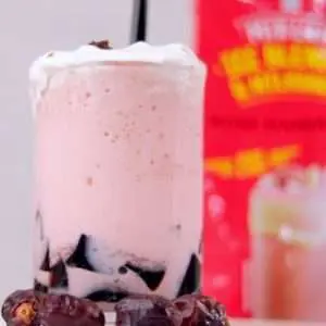 Smoothie Rose atau Sirap Bandung dengan Kurma